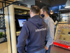 automatizare andys pizza